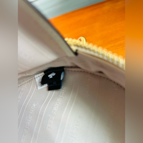 Kate Spade purse ♠️ - Picture 6 of 9